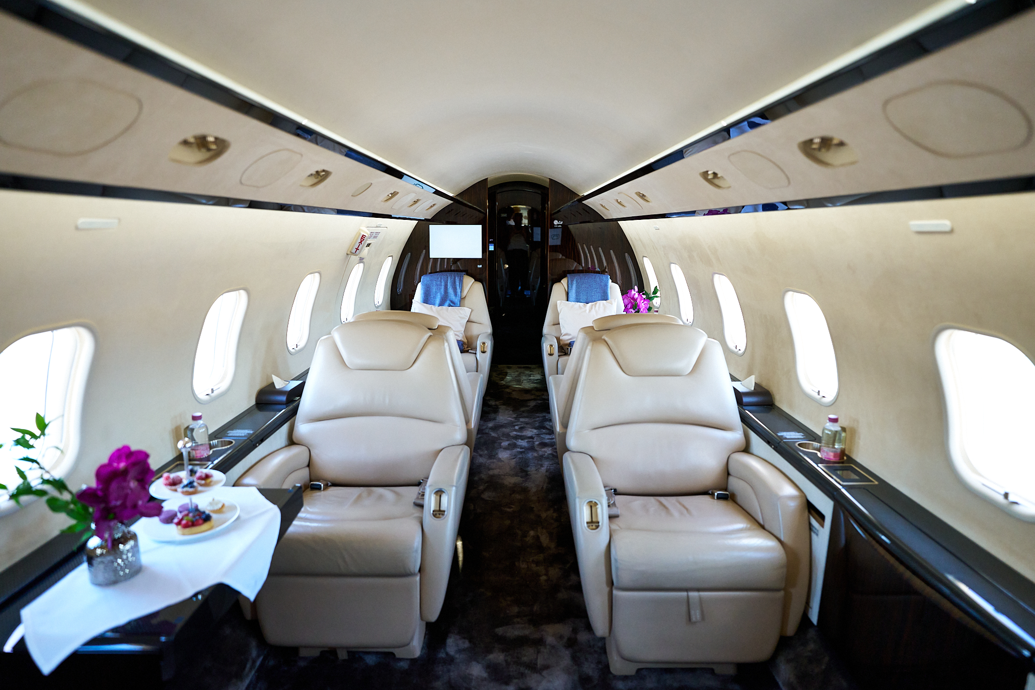Challenger Private Jet Charter für jede Distanz – flexibel und individuell mit Goldeck Flug