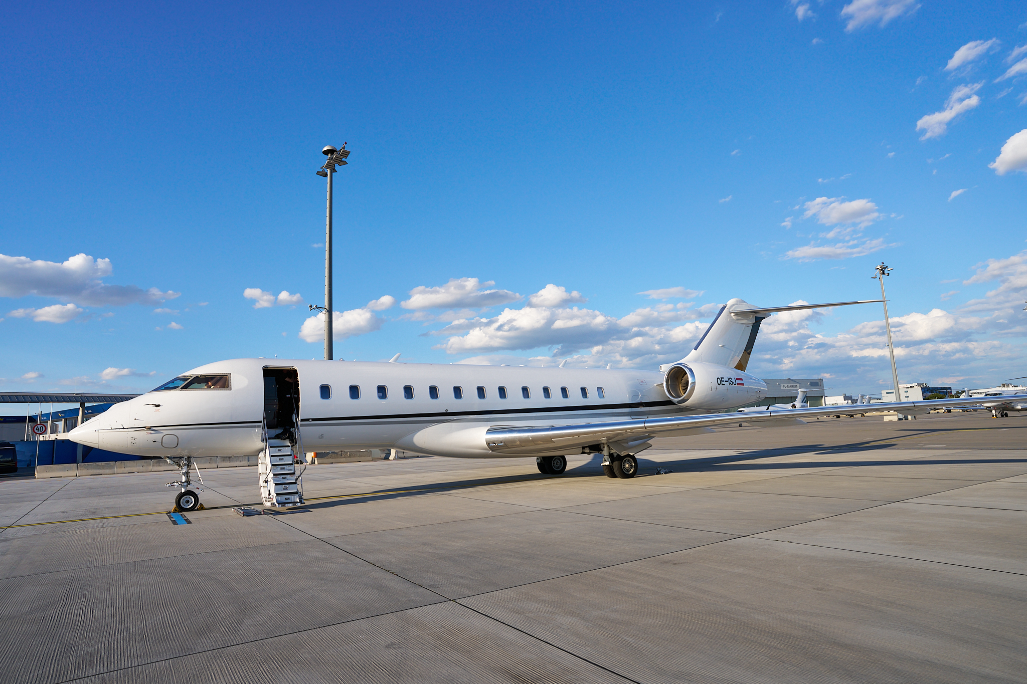 Global Business Jet von Goldeck Flug – Private Jet Charter und Executive Aviation in Österreich